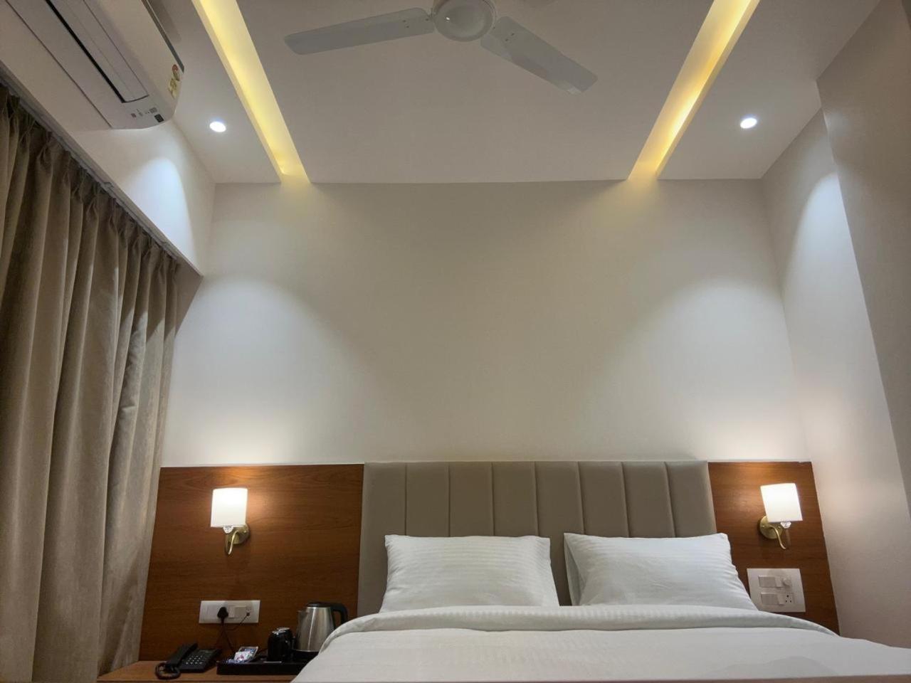 Hotel Neem Heritage Shirdi Exterior foto
